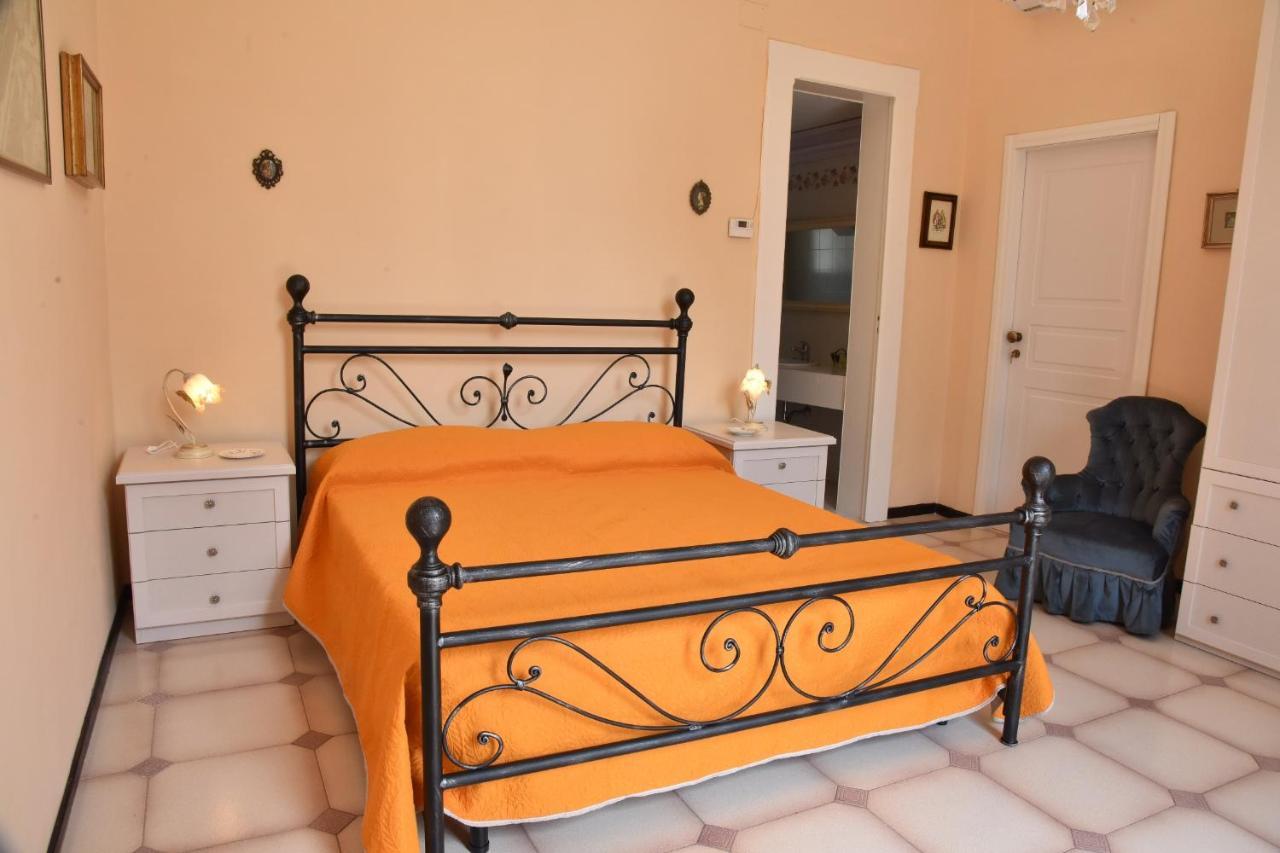 Rosaria Suite & Rooms Лече Екстериор снимка