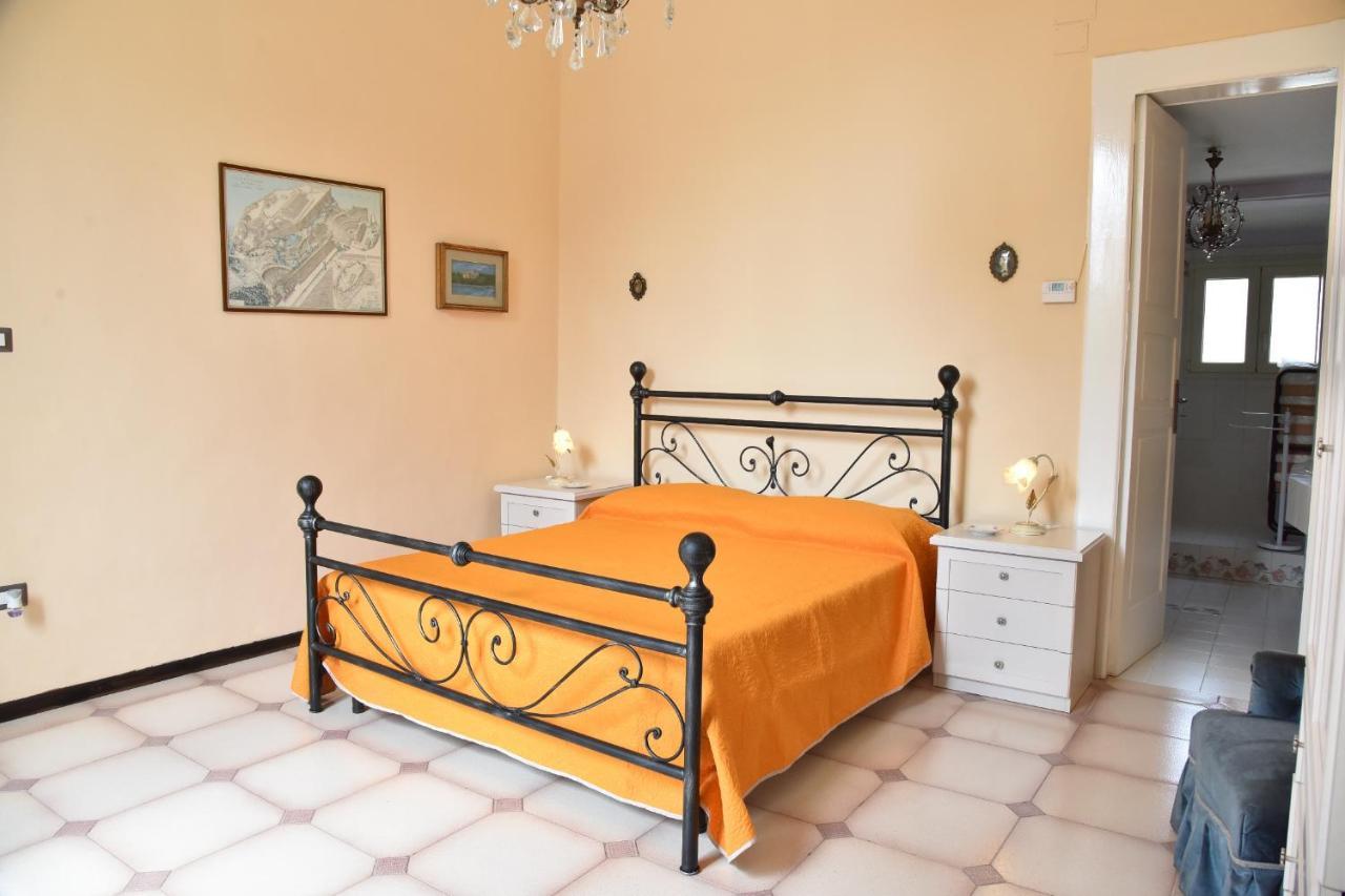 Rosaria Suite & Rooms Лече Екстериор снимка