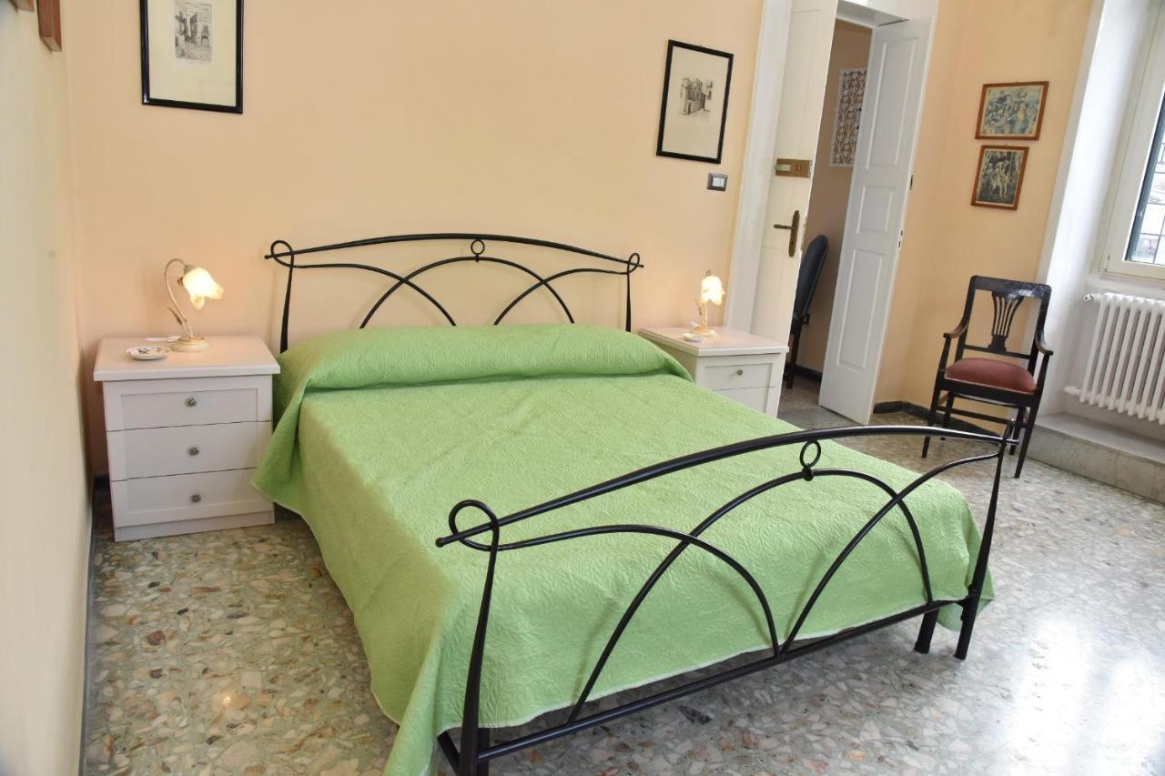 Rosaria Suite & Rooms Лече Екстериор снимка