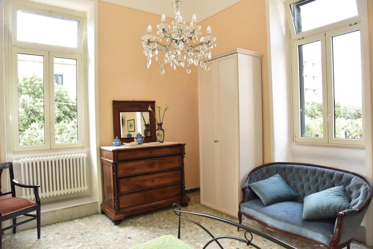 Rosaria Suite & Rooms Лече Екстериор снимка
