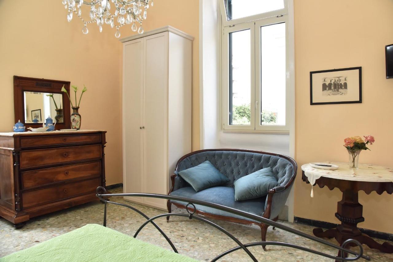 Rosaria Suite & Rooms Лече Екстериор снимка
